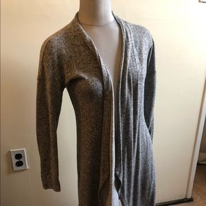 White House Black Market 3/4 Soft Fly Away Cardi